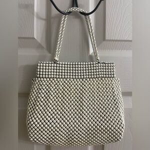 Vintage Whiting & Davis Ivory Alumesh 1940’s Handbag.